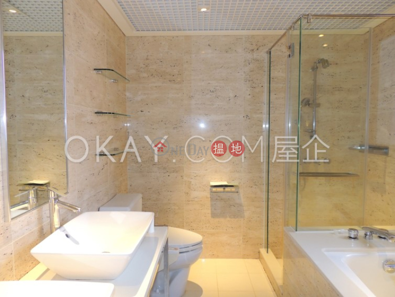 香港搵樓|租樓|二手盤|買樓| 搵地 | 住宅出售樓盤4房3廁,實用率高,星級會所,連車位陽明山莊 眺景園出售單位