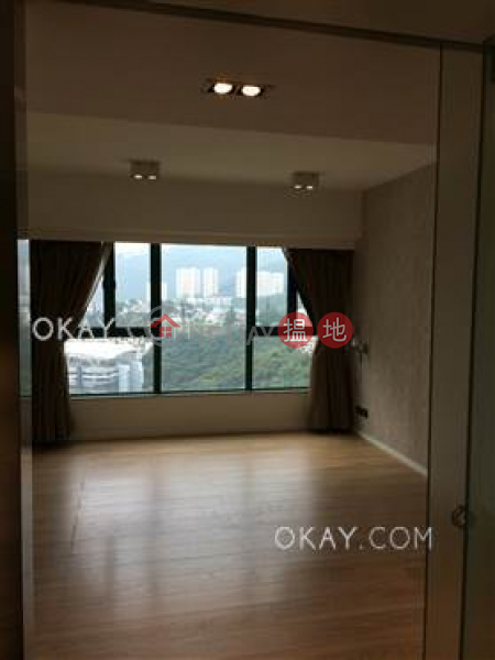 Gorgeous 3 bedroom on high floor with balcony | For Sale | Discovery Bay, Phase 13 Chianti, The Premier (Block 6) 愉景灣 13期 尚堤 映蘆(6座) Sales Listings
