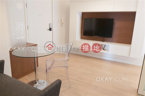 Popular 1 bedroom with balcony | Rental, The Icon 干德道38號The ICON | Western District (OKAY-R76202)_0
