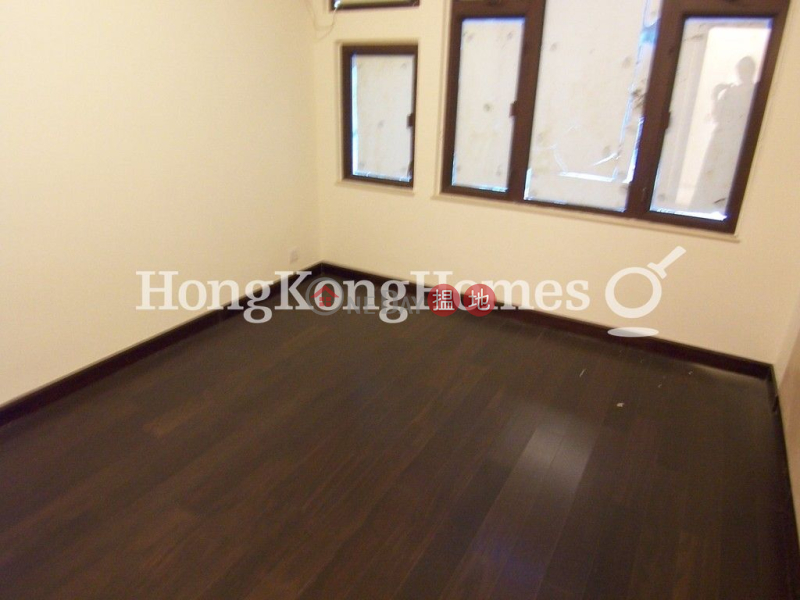 3 Bedroom Family Unit for Rent at Right Mansion, 29 Robinson Road | Western District Hong Kong Rental HK$ 60,000/ month