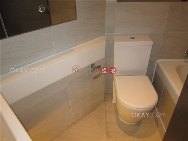 HK$ 32,000/ month Tower 2 Grand Promenade Eastern District Unique 3 bedroom with harbour views & balcony | Rental