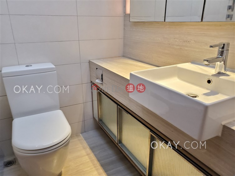 Popular 2 bed on high floor with harbour views | Rental 33 Cheung Shek Road | Cheung Chau Hong Kong | Rental | HK$ 40,000/ month