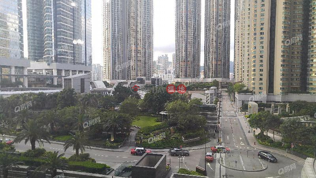 Property Search Hong Kong | OneDay | Residential | Sales Listings | The Harbourside Tower 2 | 2 bedroom Low Floor Flat for Sale