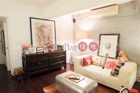 Charming 3 bedroom in Central | Rental, Felicity Building 中發大廈 | Central District (OKAY-R77316)_0