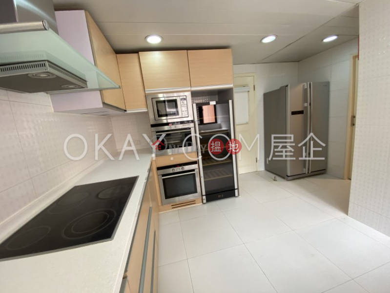 Rare 3 bedroom on high floor with balcony & parking | Rental | The Albany 雅賓利大廈 Rental Listings