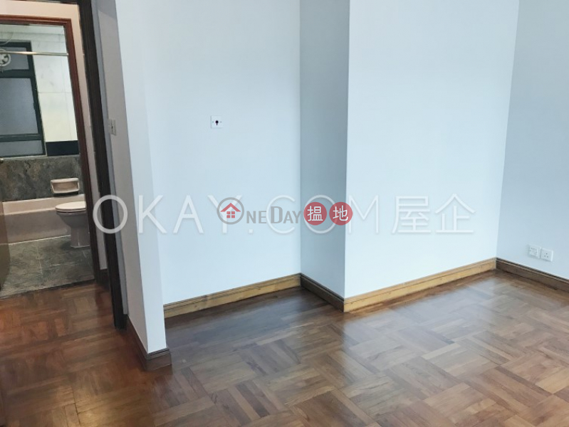 Nicely kept 2 bedroom in Mid-levels Central | For Sale | 18 Old Peak Road | Central District Hong Kong, Sales, HK$ 26M