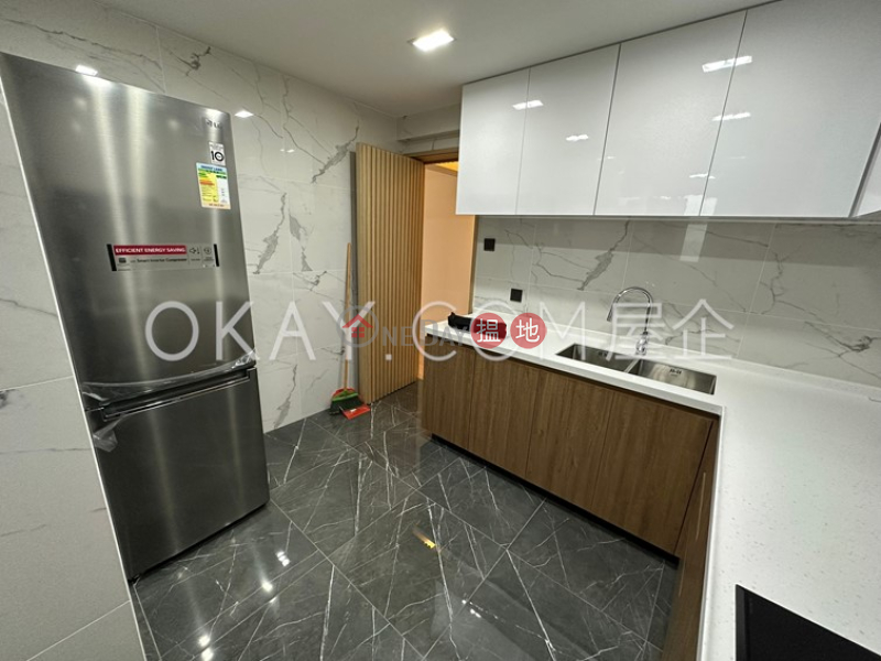 Efficient 3 bedroom with sea views, balcony | Rental | 550-555 Victoria Road | Western District | Hong Kong | Rental HK$ 57,000/ month