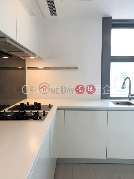HK$ 74,000/ month The Oakhill | Wan Chai District, Beautiful 3 bed on high floor with racecourse views | Rental