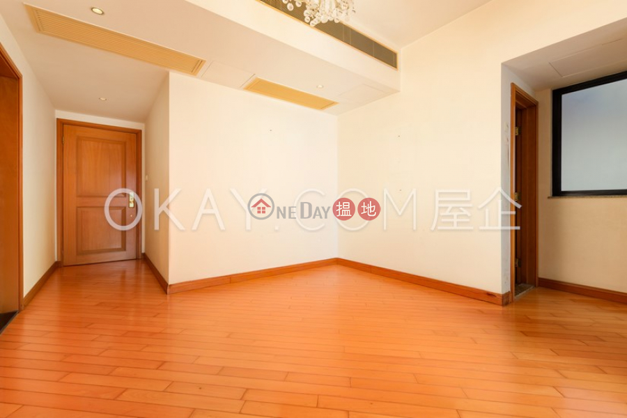 Rare 3 bedroom on high floor with racecourse views | For Sale | The Leighton Hill 禮頓山 Sales Listings