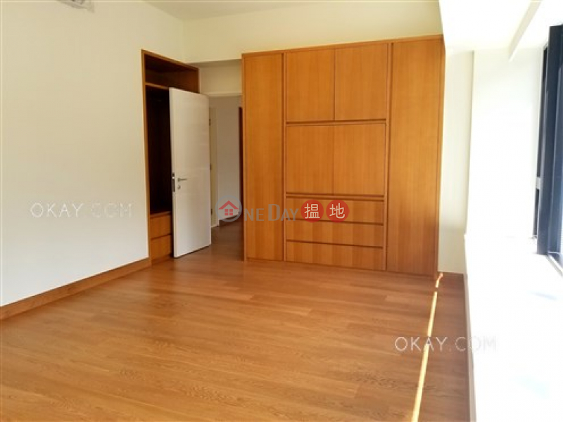 HK$ 109,000/ month, Resiglow | Wan Chai District, Efficient 3 bed on high floor with balcony & parking | Rental