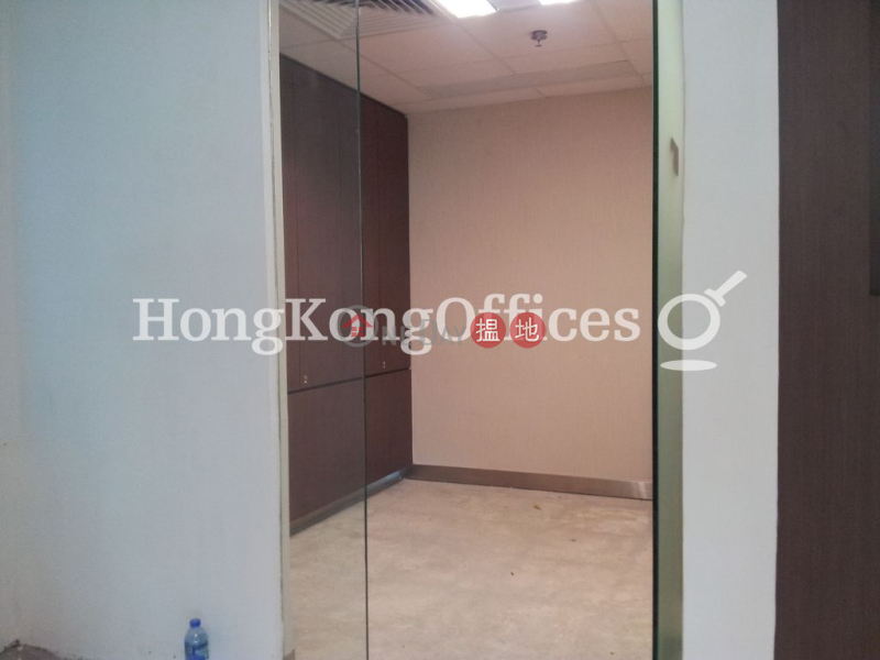 Property Search Hong Kong | OneDay | Office / Commercial Property | Rental Listings, Office Unit for Rent at Shun Kwong Commercial Building