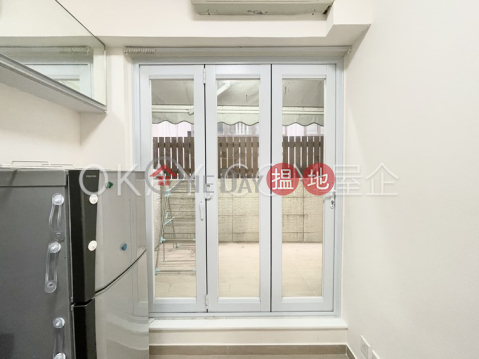 Practical 2 bedroom with terrace | For Sale | 4 Shing Ping Street 昇平街4號 _0