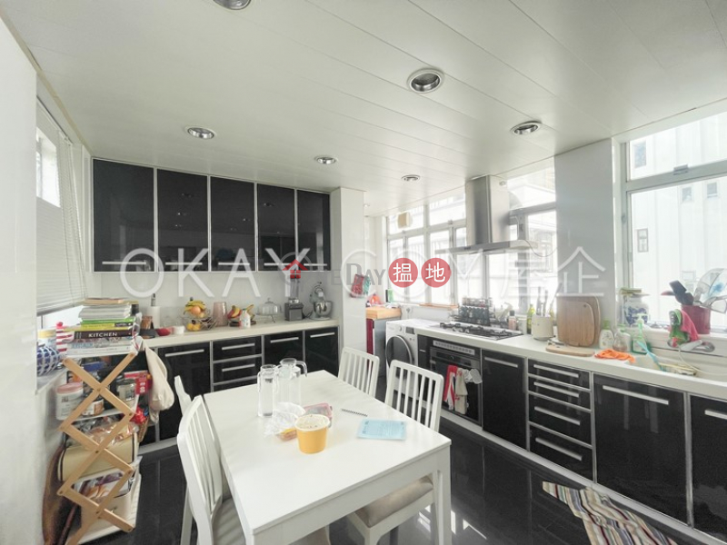 HK$ 28M | Green Village No.9A Wang Fung Terrace, Wan Chai District, Gorgeous 3 bedroom on high floor with balcony | For Sale