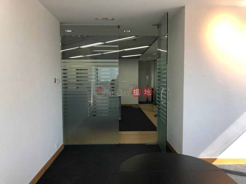 Stunning interior design, panoramic views, ready to rent and use, grand lobby. 88 Container Port Road | Kwai Tsing District Hong Kong Rental, HK$ 50,000/ month
