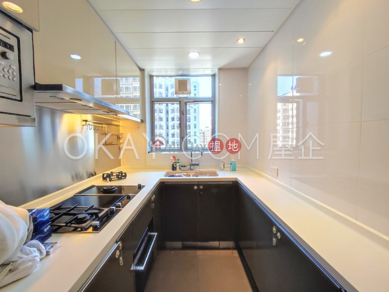 Elegant 3 bedroom with balcony | Rental, Island Crest Tower 1 縉城峰1座 Rental Listings | Western District (OKAY-R4664)