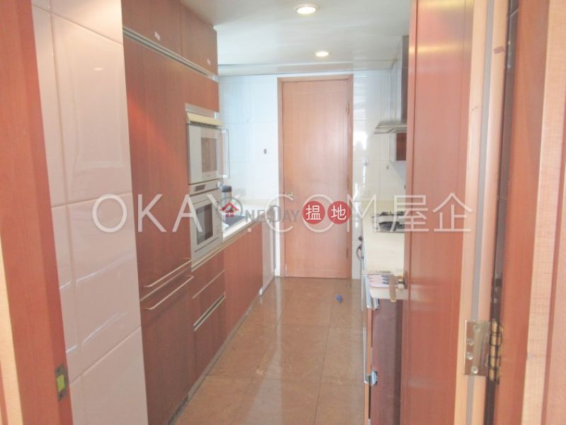 HK$ 64,000/ month, Phase 2 South Tower Residence Bel-Air Southern District | Beautiful 3 bedroom with balcony | Rental