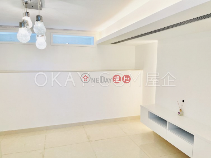 HK$ 34.8M | Las Pinadas Sai Kung Rare house with terrace & parking | For Sale