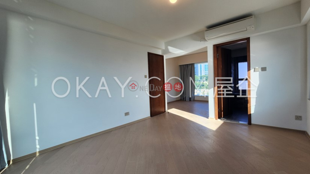 Unique 2 bedroom with balcony | Rental, Victoria Garden Block 1 域多利花園1座 Rental Listings | Western District (OKAY-R734373)