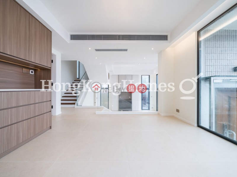3 Bedroom Family Unit for Rent at Sunshine Villa, 48 Mount Kellett Road | Central District, Hong Kong Rental HK$ 110,000/ month