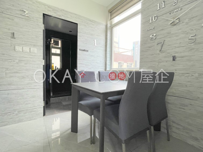 Charming 1 bedroom on high floor with rooftop | For Sale, 71-85 Hennessy Road | Wan Chai District, Hong Kong | Sales HK$ 8.38M