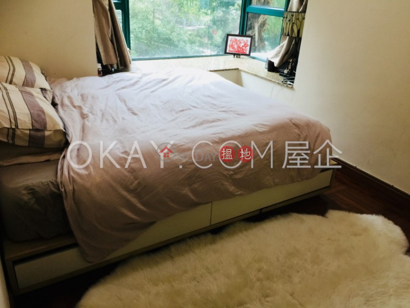 Nicely kept 2 bedroom in Mid-levels Central | For Sale | 18 Old Peak Road | Central District | Hong Kong, Sales | HK$ 21M