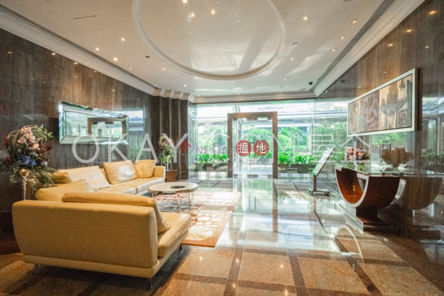 Charming 1 bedroom with sea views | Rental | Convention Plaza Apartments 會展中心會景閣 Rental Listings