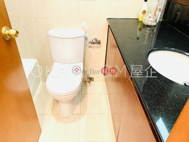 Lovely 2 bedroom with harbour views | For Sale | The Harbourside Tower 3 君臨天下3座 Sales Listings