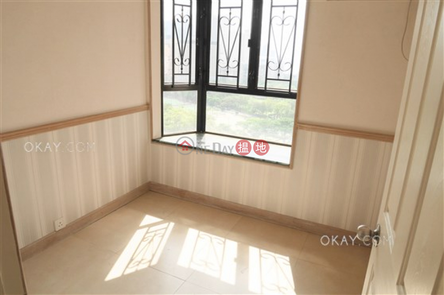 Elegant 3 bedroom on high floor | For Sale | Chuang\'s On The Park 莊苑 Sales Listings