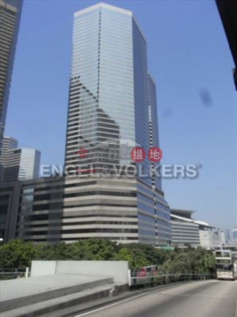 3 Bedroom Family Flat for Sale in Wan Chai | Convention Plaza 會展中心 _0