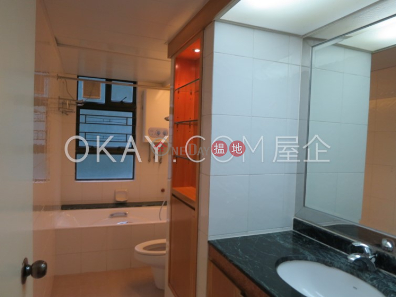 Efficient 4 bedroom with balcony | Rental | Estoril Court Block 3 愛都大廈3座 Rental Listings