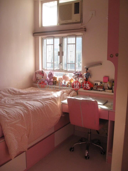 HK$ 4,000/ month | Fu Fai Garden, Ma On Shan | Direct Landlord. Female only