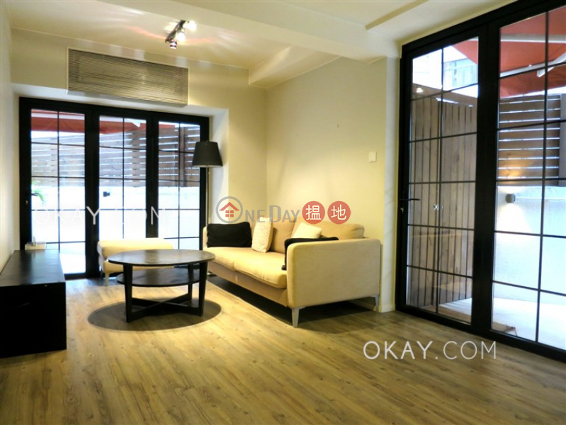 Lovely 1 bedroom with terrace | For Sale, Peace Tower 寶時大廈 Sales Listings | Western District (OKAY-S26954)