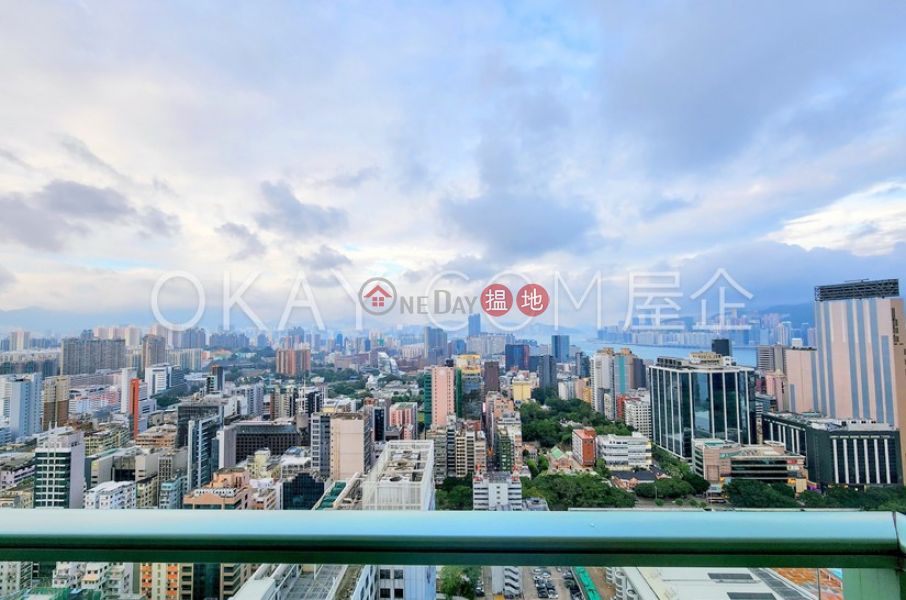 3房2廁,極高層,星級會所,露台港景峯3座出售單位|港景峯3座(Tower 3 The Victoria Towers)出售樓盤 (OKAY-S98739)