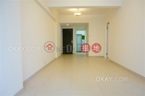 Practical 2 bedroom in Wan Chai | For Sale | Wing Cheong Building 永昌大廈 _0
