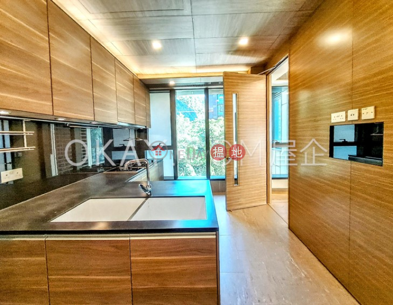 Exquisite 3 bedroom with balcony & parking | Rental, 7 South Bay Close | Southern District | Hong Kong Rental | HK$ 95,000/ month