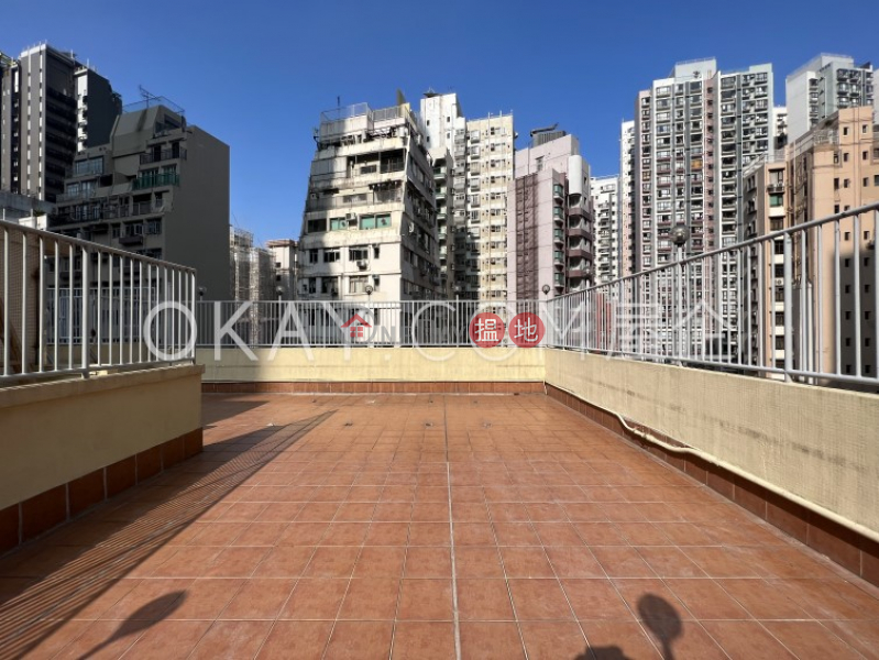 Property Search Hong Kong | OneDay | Residential | Rental Listings | Exquisite 4 bed on high floor with rooftop & balcony | Rental