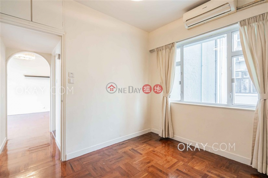 Unique 2 bedroom in Mid-levels West | For Sale | Golden Valley Mansion 金谷大廈 Sales Listings