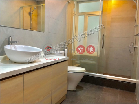 Newly decorated apartment for rent, Hillview 半山樓 | Central District (A035827)_0
