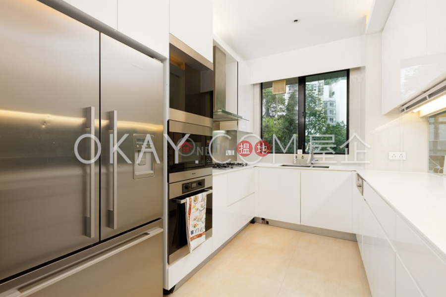 HK$ 72,500/ month Royalton Western District | Luxurious 4 bedroom with sea views & parking | Rental