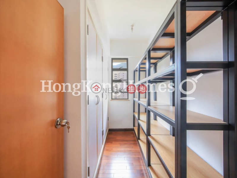 Property Search Hong Kong | OneDay | Residential | Rental Listings | 3 Bedroom Family Unit for Rent at Aurora - Quarters