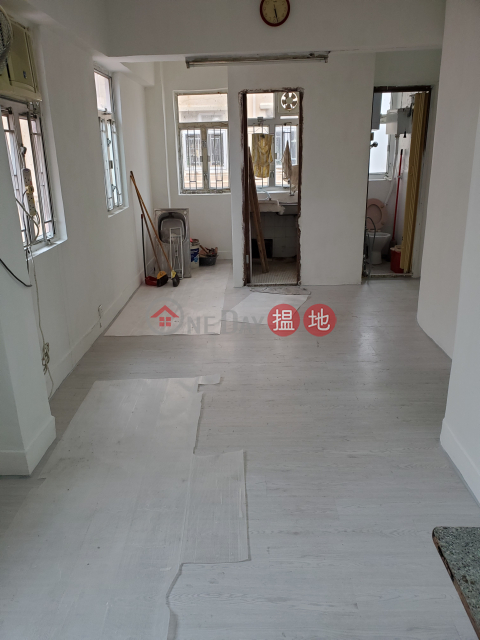 Good Price sells two bedrooms and one living room with the lease, just make a counter-offer! | Nam Wan Building 南灣大廈 _0