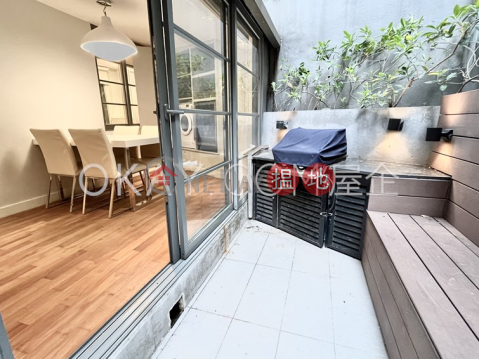 Tasteful 1 bedroom with terrace | Rental, Rich Court 怡富閣 | Western District (OKAY-R6887)_0