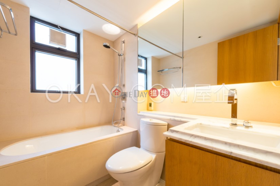 HK$ 5,800萬|雲暉大廈AB座|灣仔區-3房2廁,極高層,連車位雲暉大廈AB座出售單位