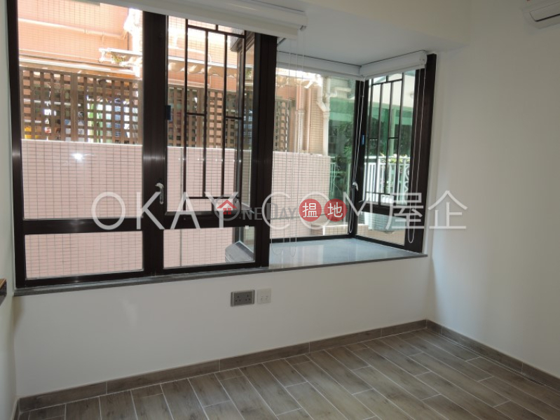 Unique 3 bedroom in Mid-levels West | For Sale | Kam Ning Mansion 金寧大廈 Sales Listings