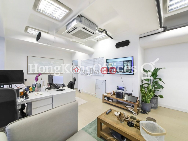 Office Unit for Rent at China Hong Kong Tower | China Hong Kong Tower 中港大廈 Rental Listings