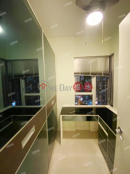 HK$ 28,000/ month | L\'Hiver (Tower 4) Les Saisons Eastern District L\'Hiver (Tower 4) Les Saisons | 2 bedroom Mid Floor Flat for Rent