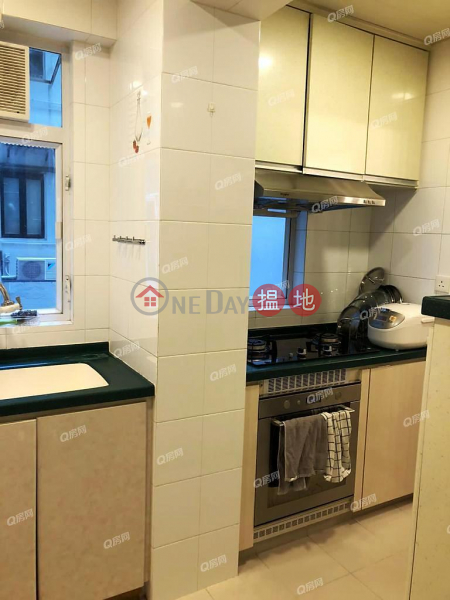 Green View Mansion | 3 bedroom Mid Floor Flat for Sale | Green View Mansion 翠景樓 Sales Listings