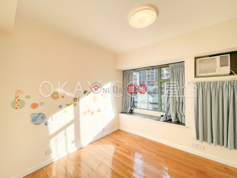 Elegant 3 bedroom in Mid-levels West | Rental | Robinson Place 雍景臺 Rental Listings