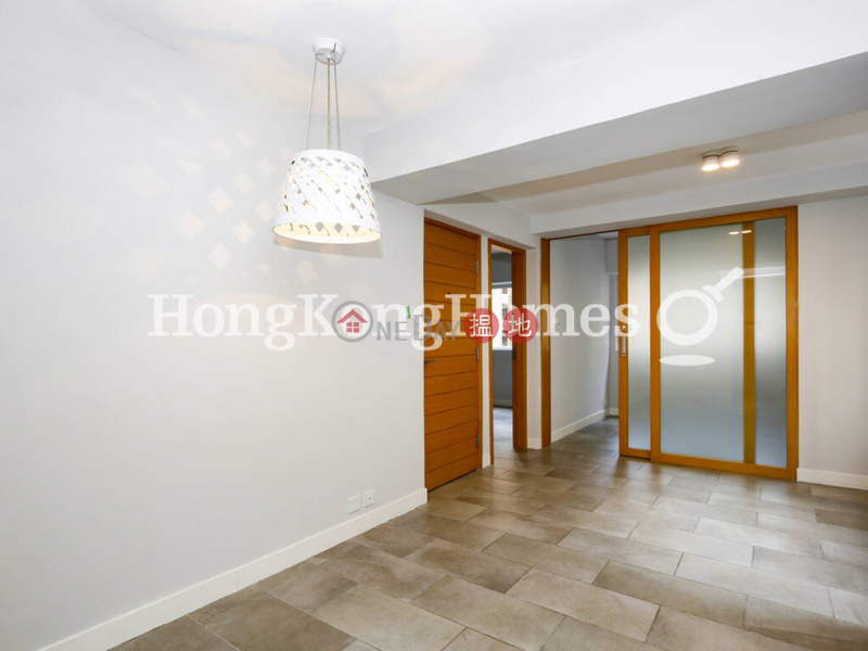 2 Bedroom Unit for Rent at Peace Tower, 30-32 Robinson Road | Western District | Hong Kong Rental, HK$ 23,000/ month