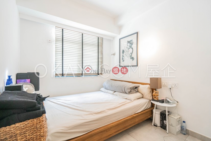 HK$ 9.8M Richview Villa, Wan Chai District Gorgeous 2 bedroom on high floor with rooftop | For Sale